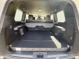 Toyota Land Cruiser 2.8 D 48V Style