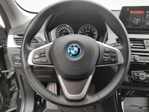 https://vehicle.imgix.net/4326598/d34ec70d-8a29-4e89-940b-d79a72898558.jpg