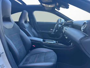 https://vehicle.imgix.net/4326637/03bbc2d9-89f4-4218-ab0e-7f7e8048478b.jpg