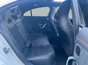 Fahrzeugbild MERCEDES-BENZ CLA 250 AMG Line 4matic