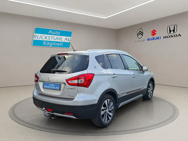 Suzuki SX4 S-Cross 1.4 T Compact Top 4x4