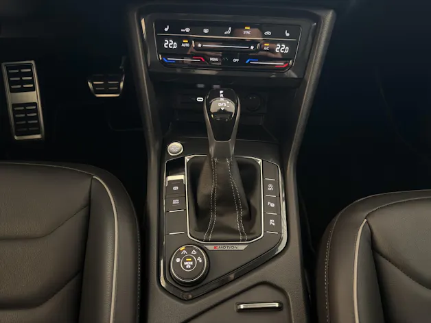 VW Tiguan 2.0 Black Style TSI R-Line DSG