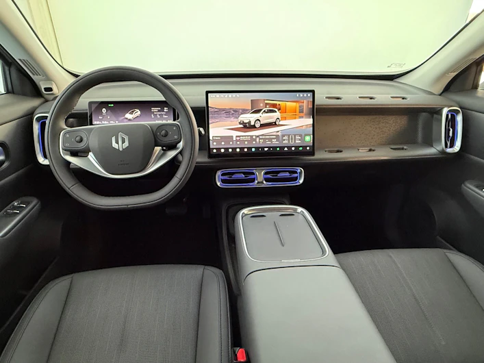 Fahrzeugbild LEAPMOTOR B10