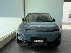 https://vehicle.imgix.net/4326753/ea03cec2-ccdd-4f72-8c0e-a769293119ad.jpg