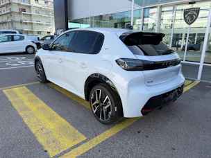 Peugeot 208 1.2 Hybrid 145 GT