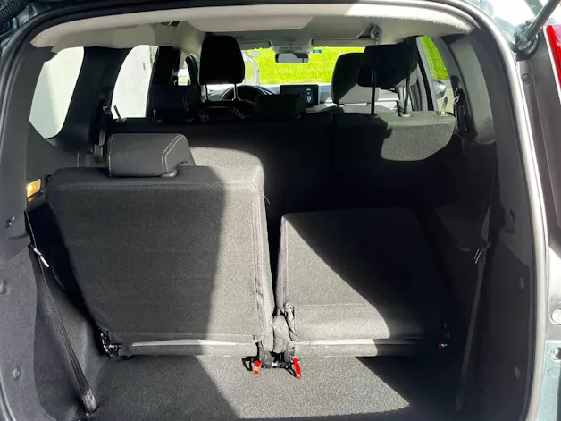 Dacia Jogger 1.6 Hybrid Extreme 7P