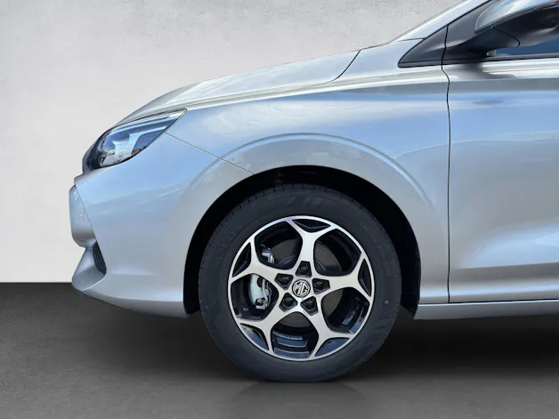 MG 3 1.5 Hybrid+ Luxury