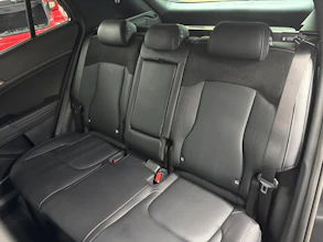 https://vehicle.imgix.net/4326782/05084e83-7b92-40cd-937b-9d783f5ada02.jpg