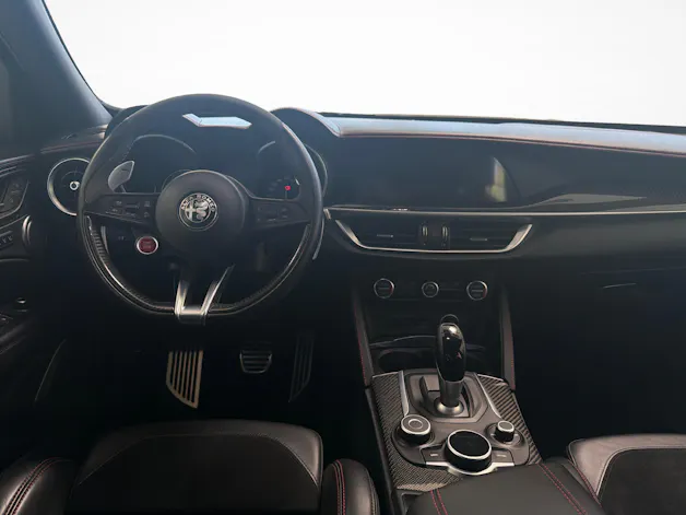 Alfa Romeo Stelvio 2.9 V6 Biturbo Q4 Quadrifoglio