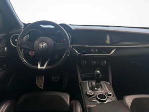Fahrzeugbild ALFA ROMEO Stelvio 2.9 V6 Biturbo Q4 Quadrifoglio
