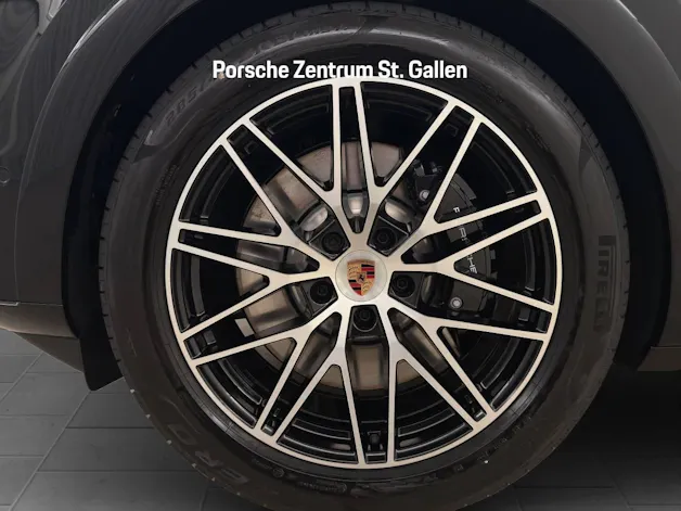 Porsche Cayenne S E-Hybrid Black Edition