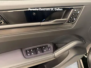 Porsche Cayenne S E-Hybrid Black Edition