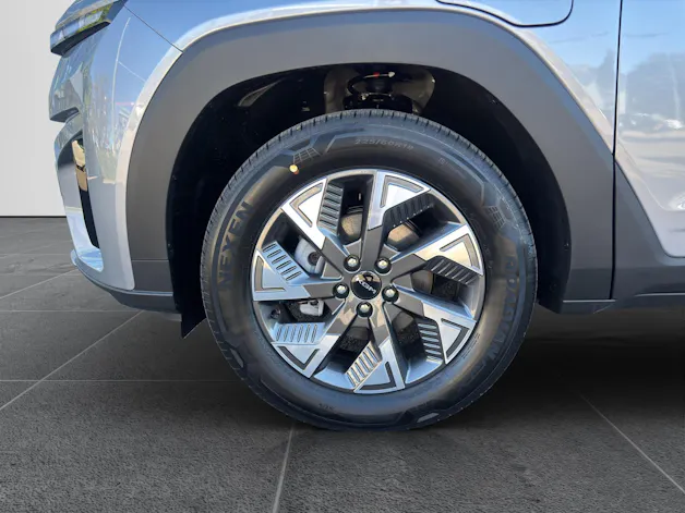 KGM Torres EVX Platinum
