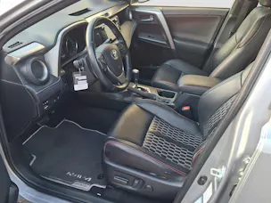 Toyota RAV4 2.5 HSD Victory