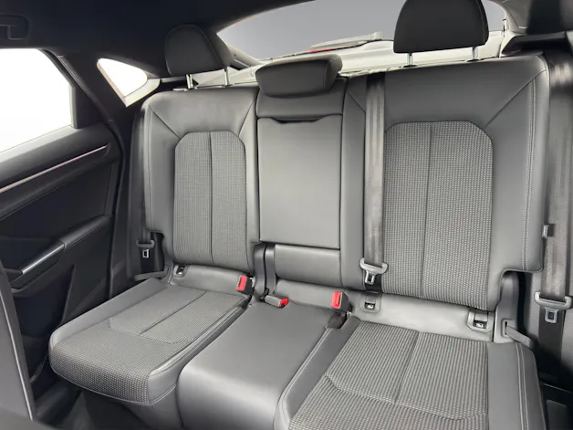 Audi Q3 SB 40TDI S line Att qu