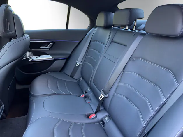 Mercedes-Benz E 220 d 4Matic 9G-Tronic