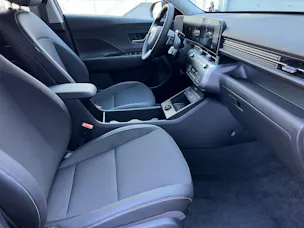 Hyundai Kona 1.6 GDi HEV Amplia DCT