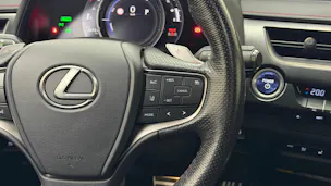 Lexus UX 250h F Sport AWD Automatic