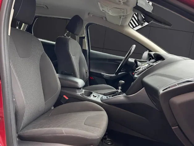Ford Focus Station Wagon 1.0i EcoB 125 Titanium