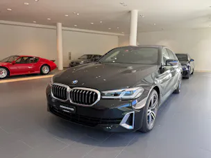 BMW 530i xDrive 48V Luxury Line Steptronic