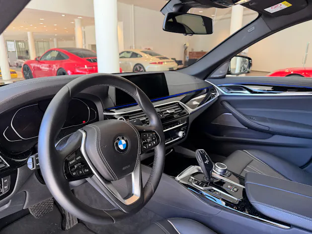 BMW 530i xDrive 48V Luxury Line Steptronic