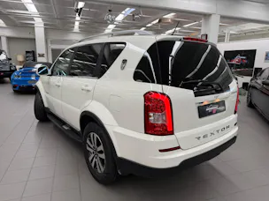 KGM -SsangYong Rexton RX200 e-XDi Sapphire 4WD Automatic