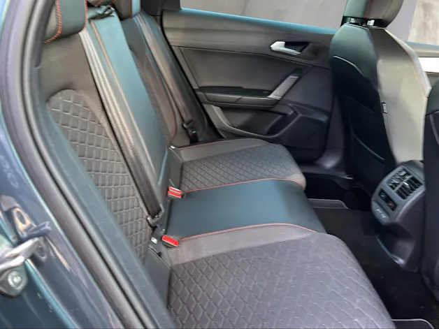 SEAT Leon ST 1.4 eHybrid pHEV DSG Hola FR