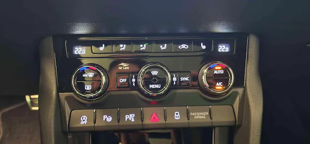 Škoda Karoq 2.0 TSI SportLine 4x4 DSG
