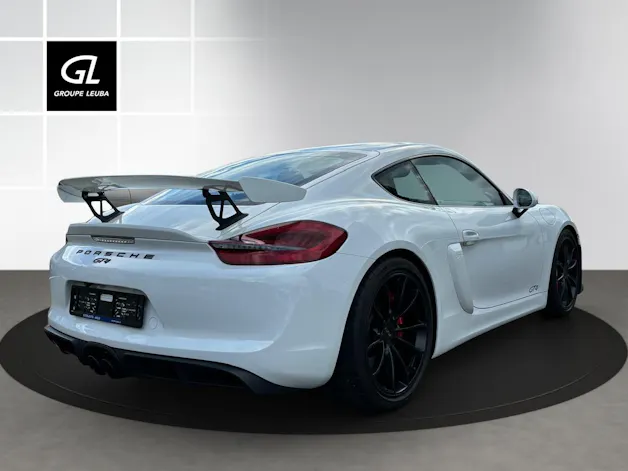 Porsche Cayman GT4