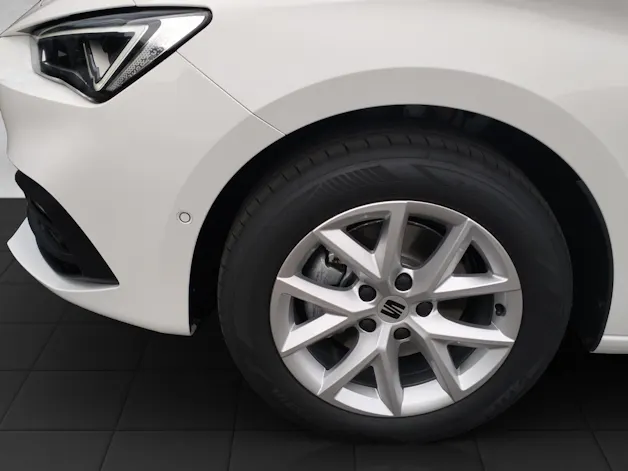 SEAT Leon ST 1.5 eTSI mHEV DSG Style