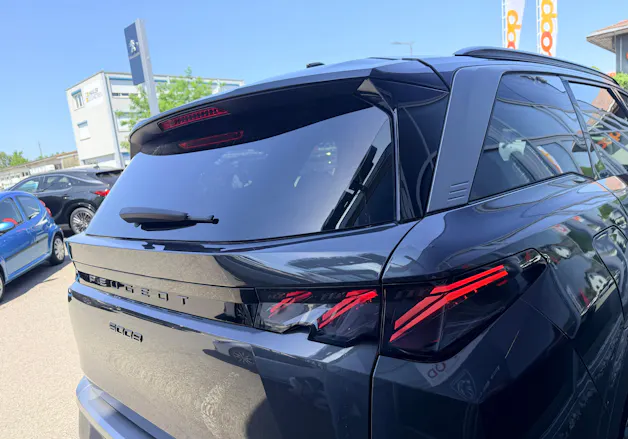 Peugeot 5008 145 Hybrid e-DCS6 GT