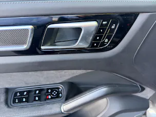 Porsche Cayenne GTS