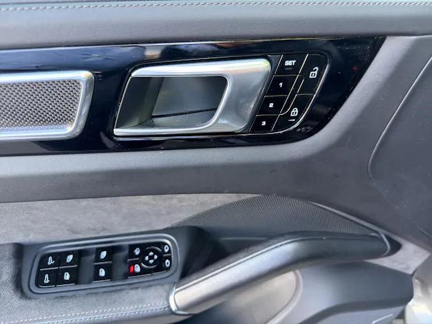 Porsche Cayenne GTS
