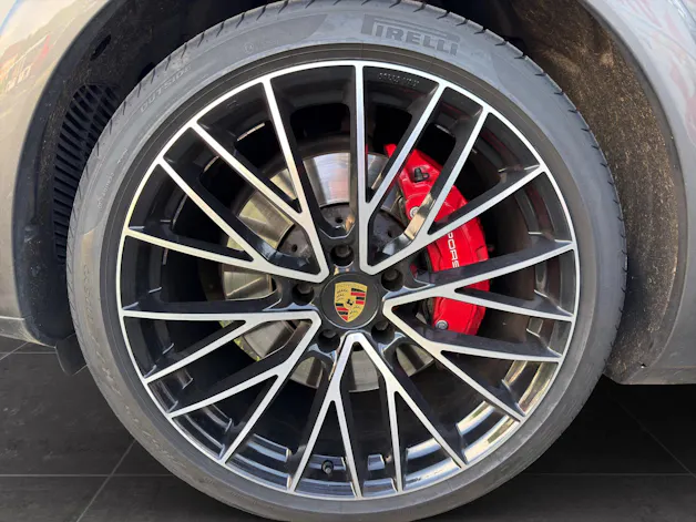 Porsche Cayenne GTS