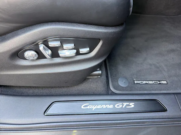 Porsche Cayenne GTS