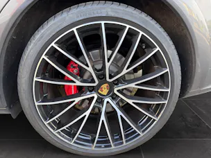 Porsche Cayenne GTS