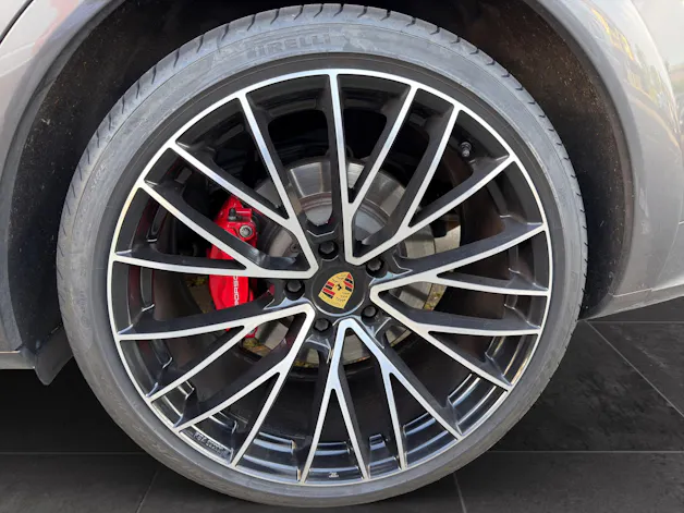 Porsche Cayenne GTS