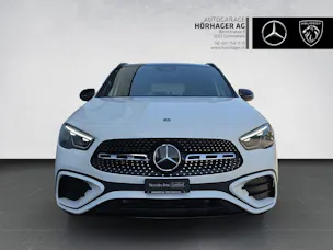 Mercedes-Benz GLA 220 4Matic 8G-DCT