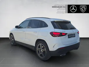 Mercedes-Benz GLA 220 4Matic 8G-DCT