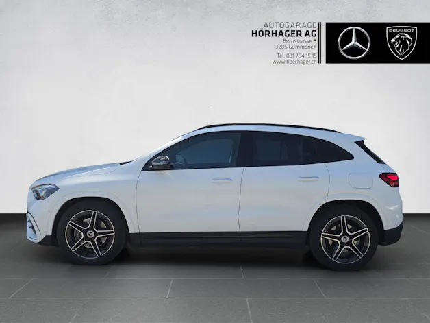 Mercedes-Benz GLA 220 4Matic 8G-DCT