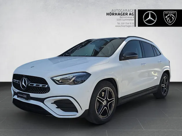 Mercedes-Benz GLA 220 4Matic 8G-DCT