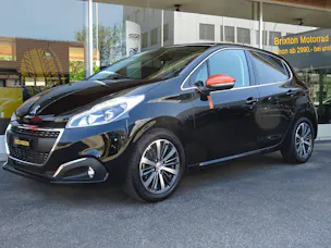 Peugeot 208 1.2 PureTech Roland Garros EAT6