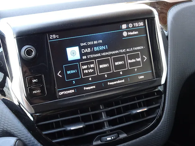 Peugeot 208 1.2 PureTech Roland Garros EAT6