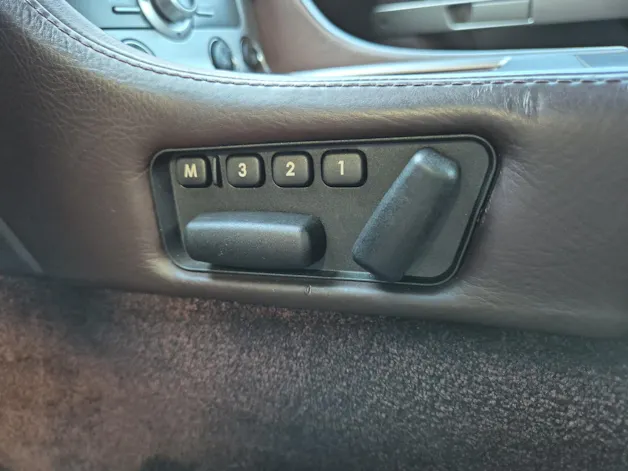 Aston Martin DB9 Touchtronic 2