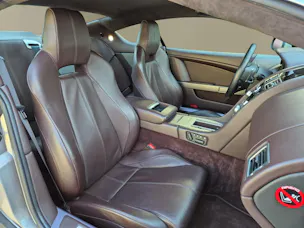 Aston Martin DB9 Touchtronic 2