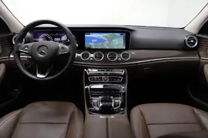 Mercedes-Benz E 400 AMG Line 4 Matic