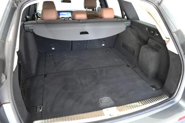 Mercedes-Benz E 400 AMG Line 4 Matic
