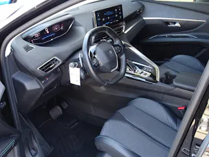 Peugeot 5008 1.2 Pure Tech Allure Pack EAT8