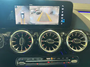 Mercedes-Benz GLA 35 AMG 4Matic 8G-Speedshift DCT
