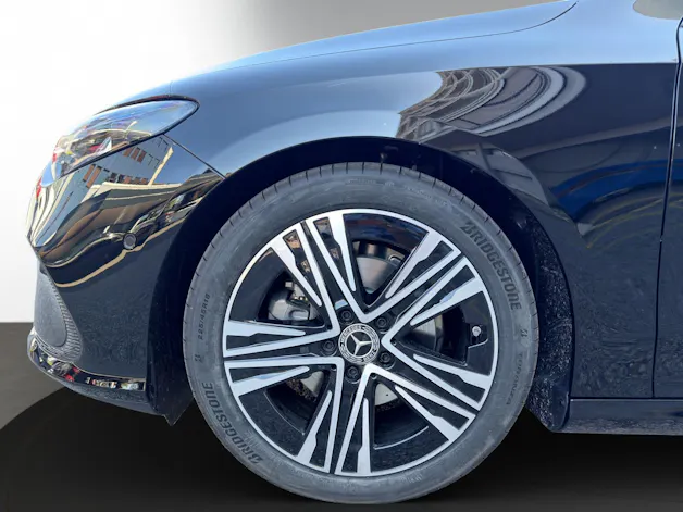 Mercedes-Benz CLA 180 8G-DCT